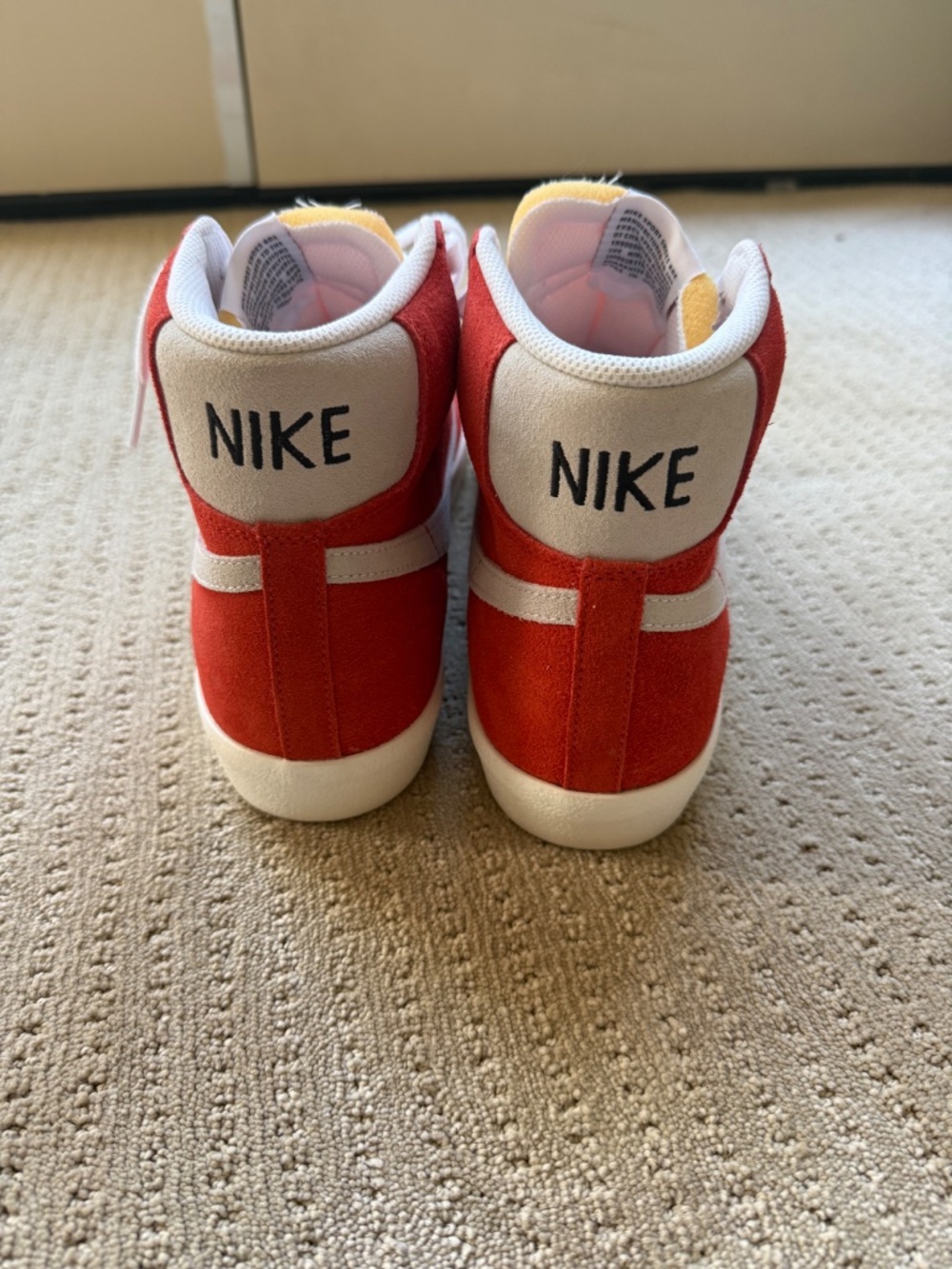 Men’s Nike red suede high tops 11.5 - Picture 2 of 5